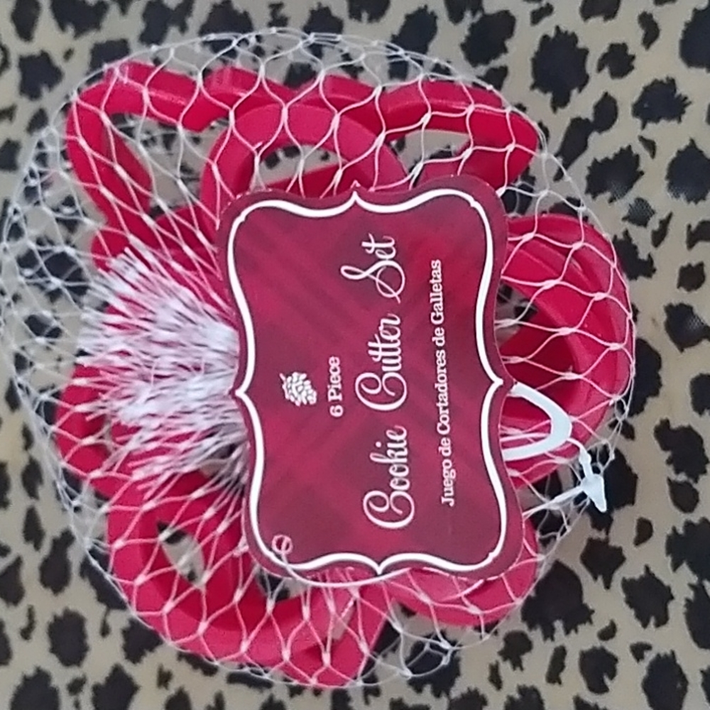 Cookie cutters set.